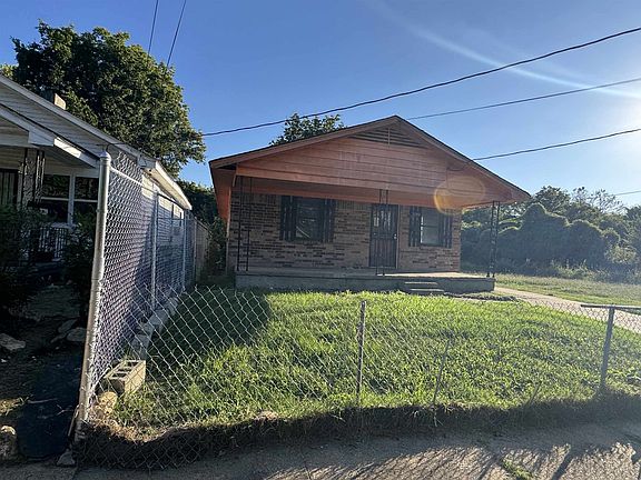 2nd image of 2295 Shasta Ave
