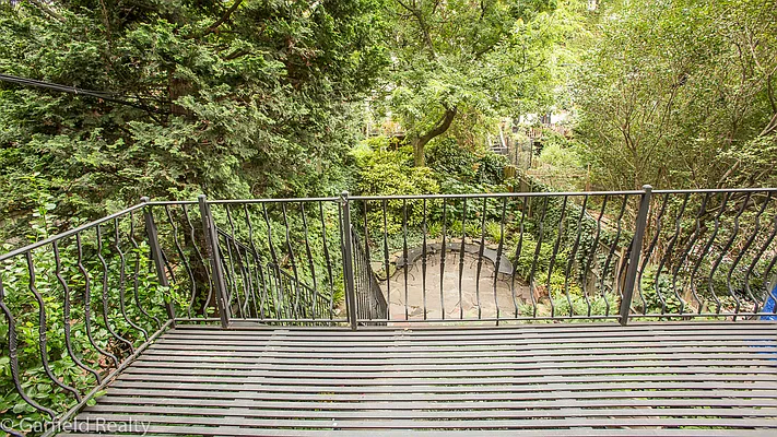 Rented by Garfield Realty  | media 27