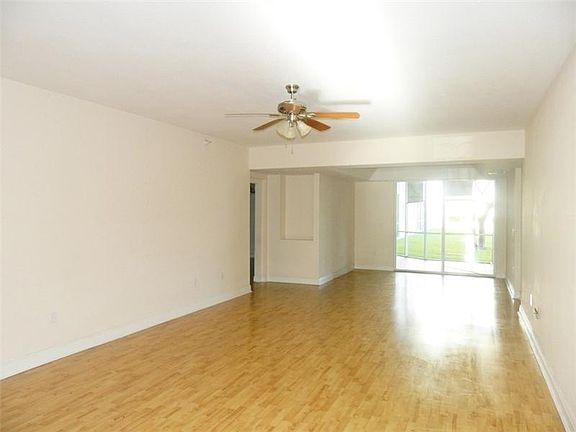 2nd image of 10710 NW 66th St APT 108