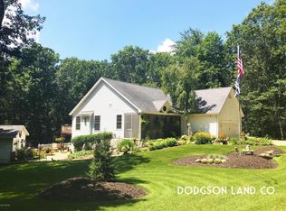 8481 Feather Ridge Ln, Belding, MI 48809