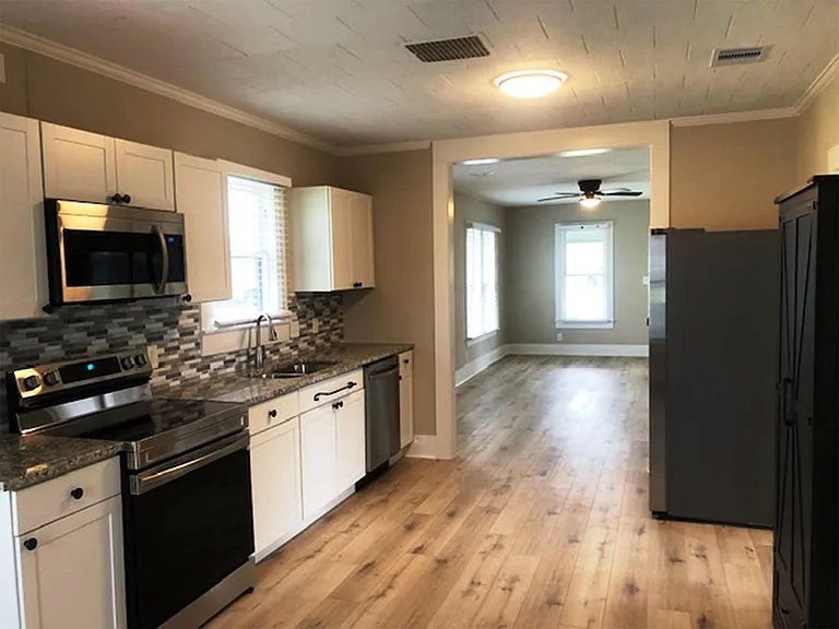 3022 School St — Photo 12