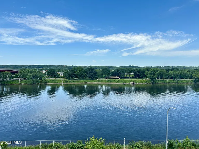155 River St #5B — Photo 24