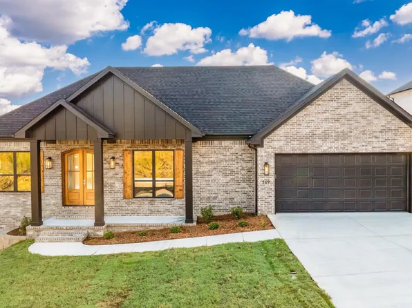 169 Maumelle Valley Dr, Maumelle, AR 72113