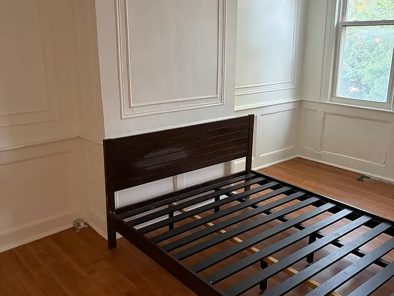 255 Boerum St #2 — Photo 6