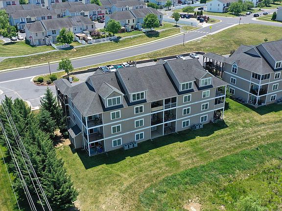3rd image of 1290 Constitution Ct #204