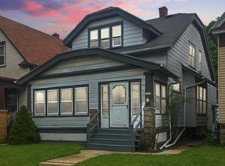 1214 S 72nd St, West Allis, WI 53214