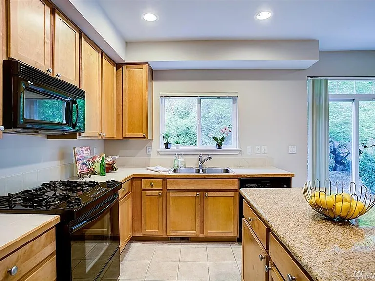 5557 Lakemont Blvd SE #1203 — Photo 8