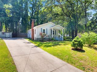 110 York Dr, Greenville, SC 29611