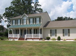 6003 Three Cedars Ln, Fredericksburg, VA 22407