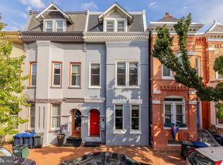 632 Acker Pl NE, Washington, DC 20002