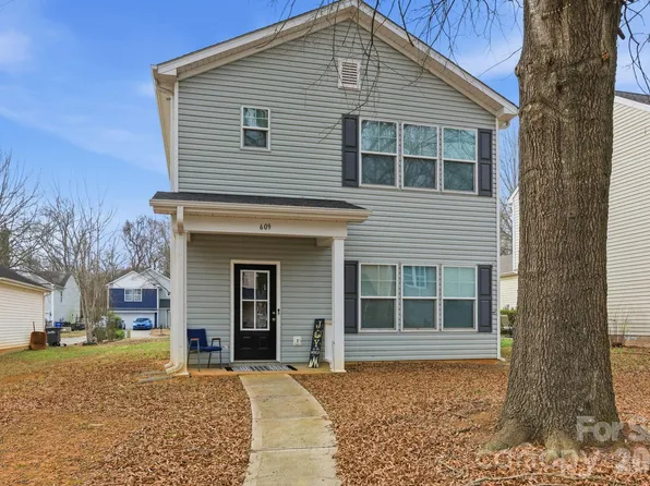 609 N Mulberry St, Statesville, NC 28677