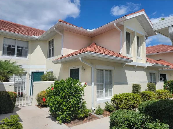 4950 Deerfield Way #D-202, Naples, FL 34110