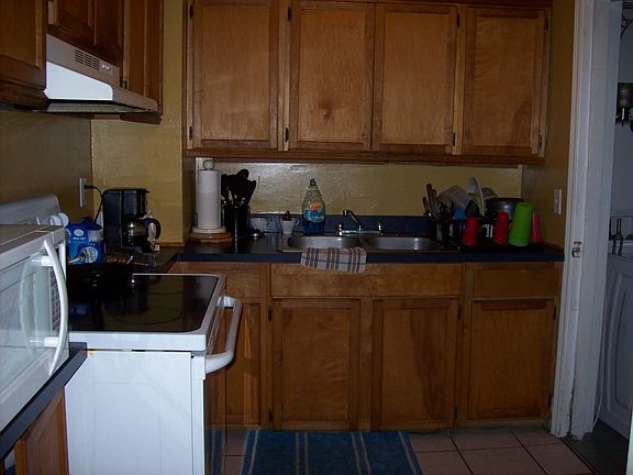 3rd image of 2926 Bethel Ct
