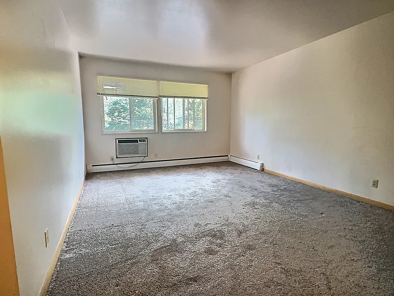 120 W Slifer St #5 — Photo 9