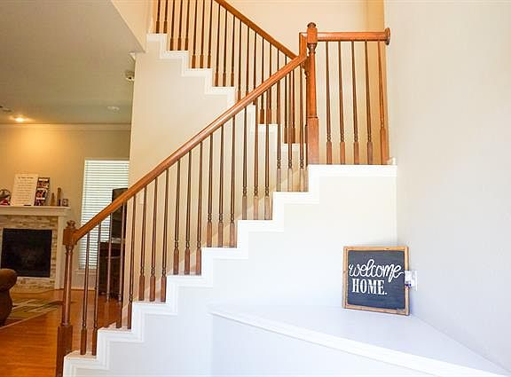 4th image of 1308 Arbors Ct