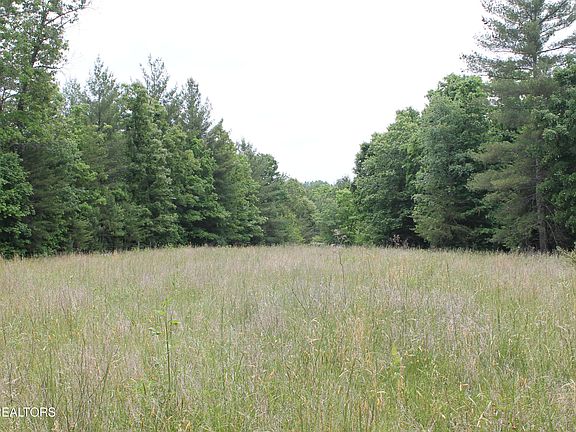 2nd image of 232 Wright Cemetery Rd