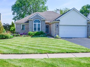 7251 Twin Lakes Rd, Perrysburg, OH 43551