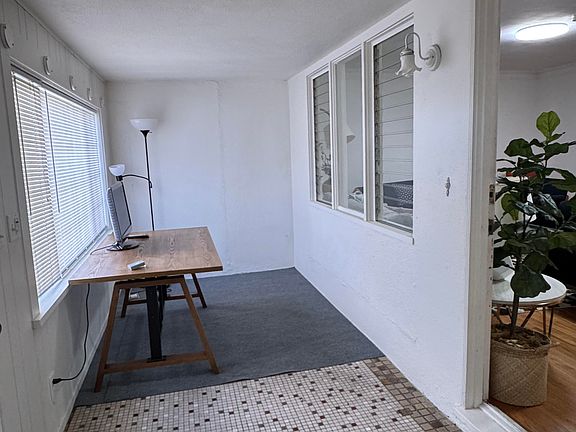 4th image of 939 3rd Ave
