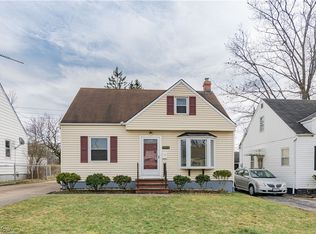 19702 Fairway Ave, Maple Heights, OH 44137