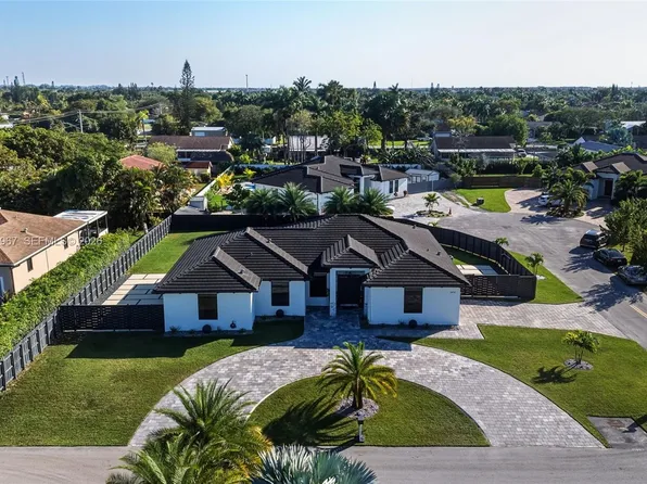 1410 NW 19th St, Homestead, FL 33030