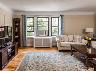 42 Pondfield Rd W APT 1C, Bronxville, NY 10708