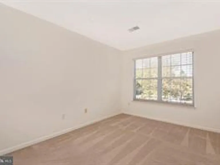 13118 Shamrock Glen Dr — Photo 30