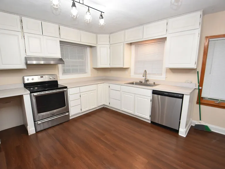 17967 Edgewood Walk — Photo 9