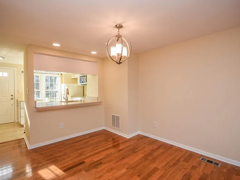 8711 Ravenglass Way — Photo 8
