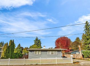 2716 NE 5th Pl, Renton, WA 98056