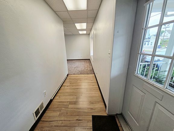2nd image of 2217 Freeport Rd #6