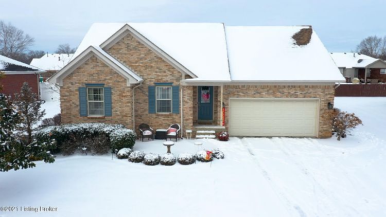 1st image of 174 Cottonwood Dr