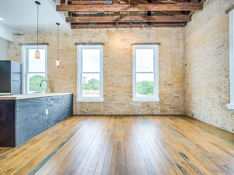 110 S Main St #206 — Photo 15