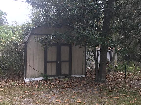 2nd image of 234 SW Village Way