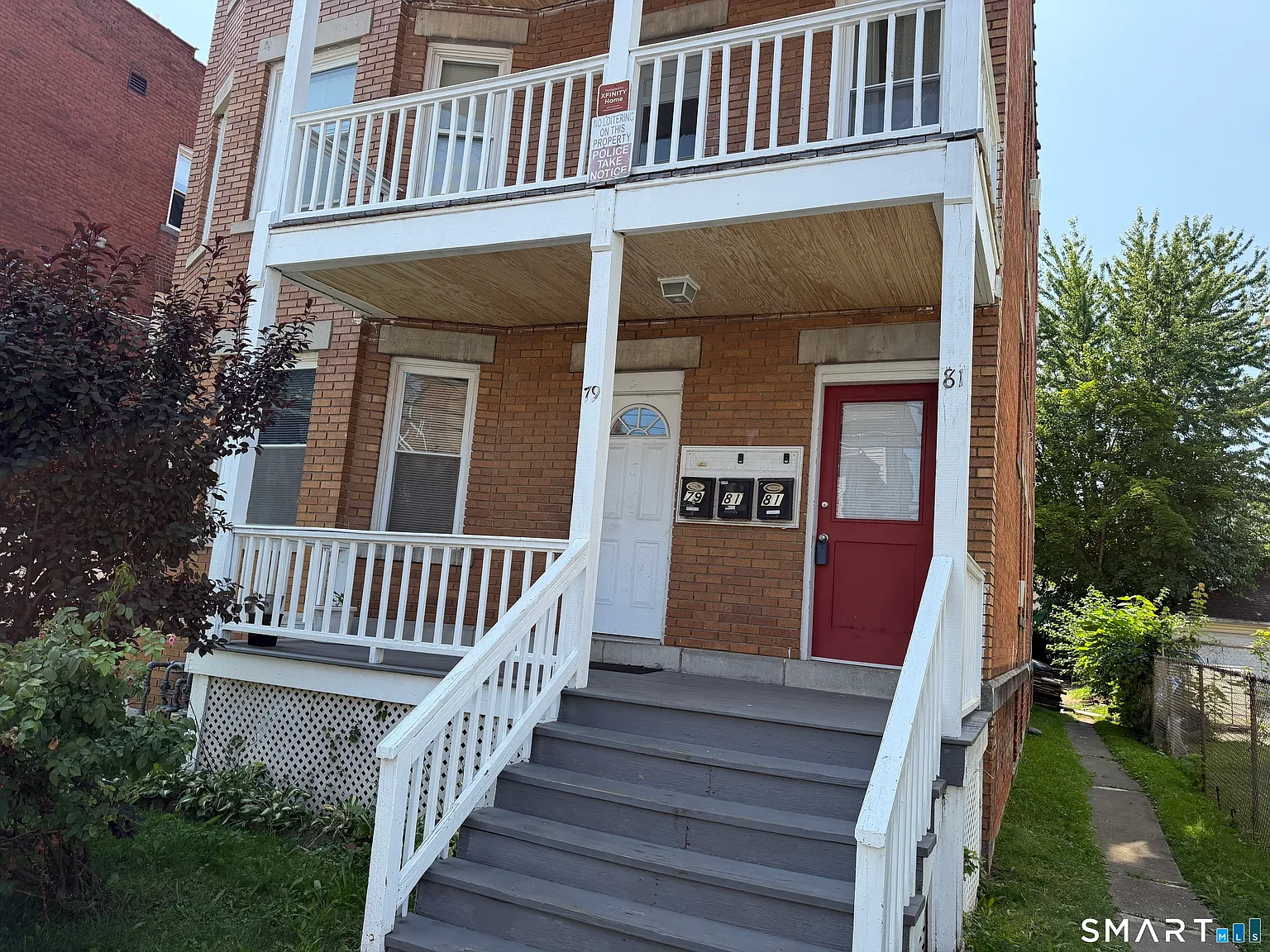 3 bed, 1.0 bath, 1471 sqft, $1,750 — Photo 2