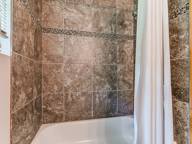 212 S Mercedes Dr — Photo 15