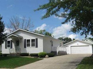 312 East Lincol St, New Hampton, IA 50659