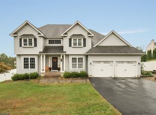 18 Douma Dr, Newton, NJ 07860