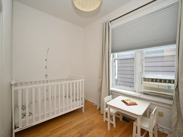 1479 East 32nd Street image 14 of 21