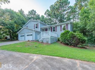 142 Hickory Ln, Canton, GA 30115