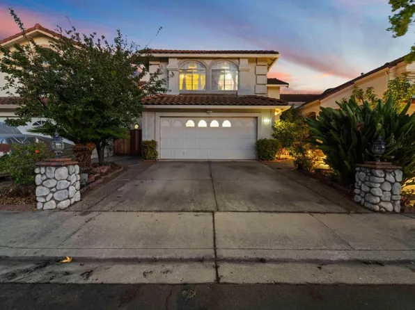 70 Meadowland Dr, Milpitas, CA 95035