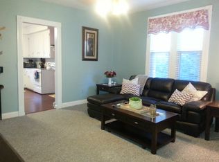 54 West St, Cromwell, CT 06416