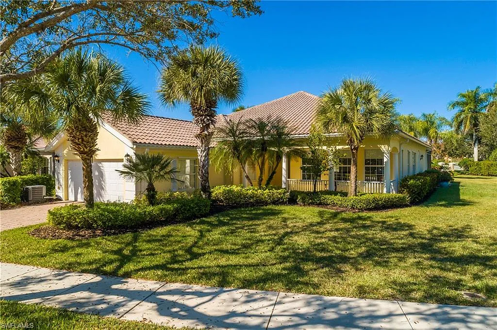 4 bed, 3.0 bath, 2518 sqft, $4,200 — Photo 2