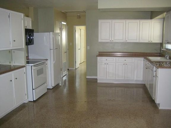 5th image of 1670 Massachusetts Ave NE