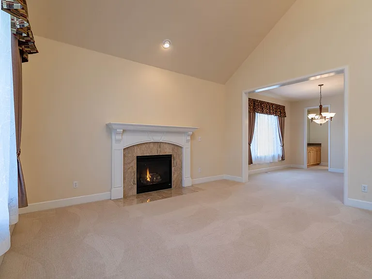 23829 SE 2nd Pl — Photo 3