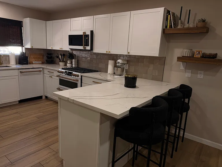 2695 Daytona Ave — Photo 10
