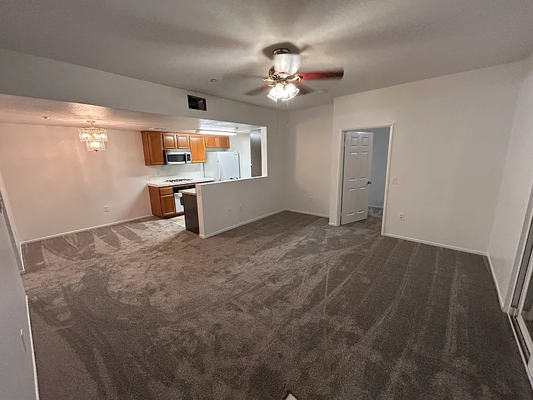 9728 Marilla Dr — Photo 5