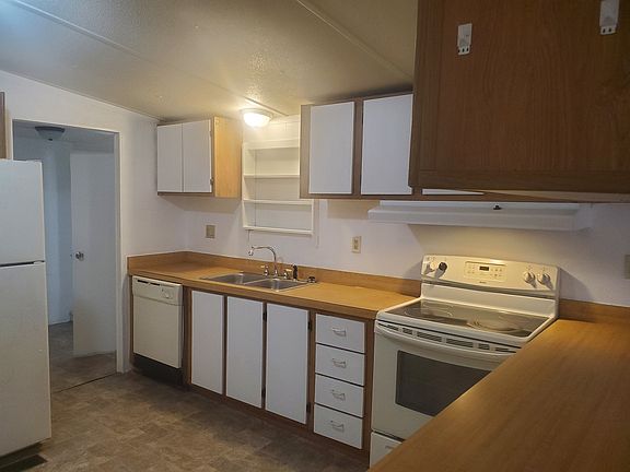 2nd image of 14420 SE 91st Ter