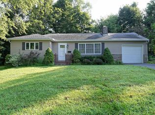 12 Anthony Ln, Albany, NY 12205