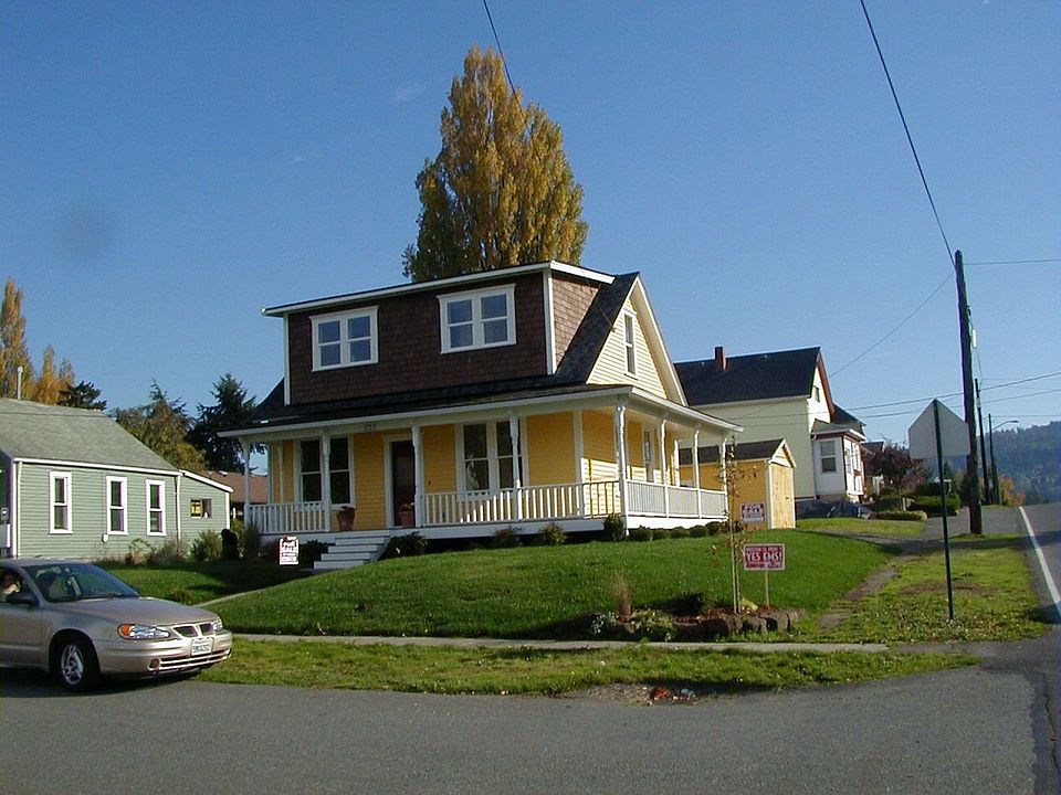 2nd image of 1213 18th St