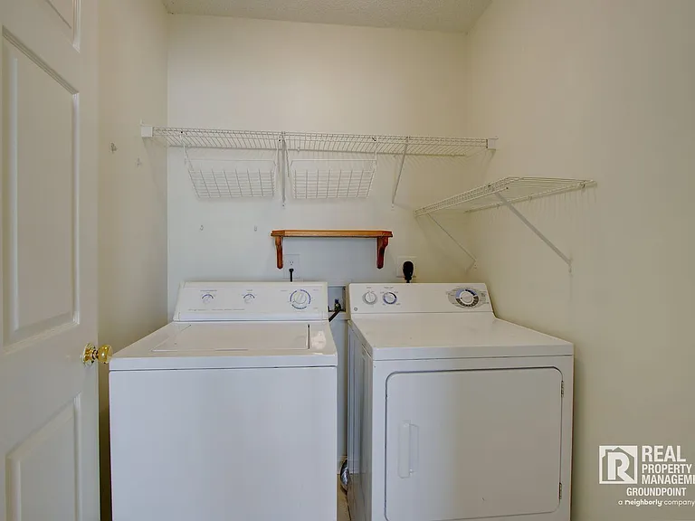 239 Dupont Way — Photo 20